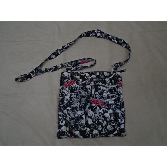 Walking Dead Comic Book Purse Bag Crossbody Zombie Print Soft Quilted - Picture 8 of 9